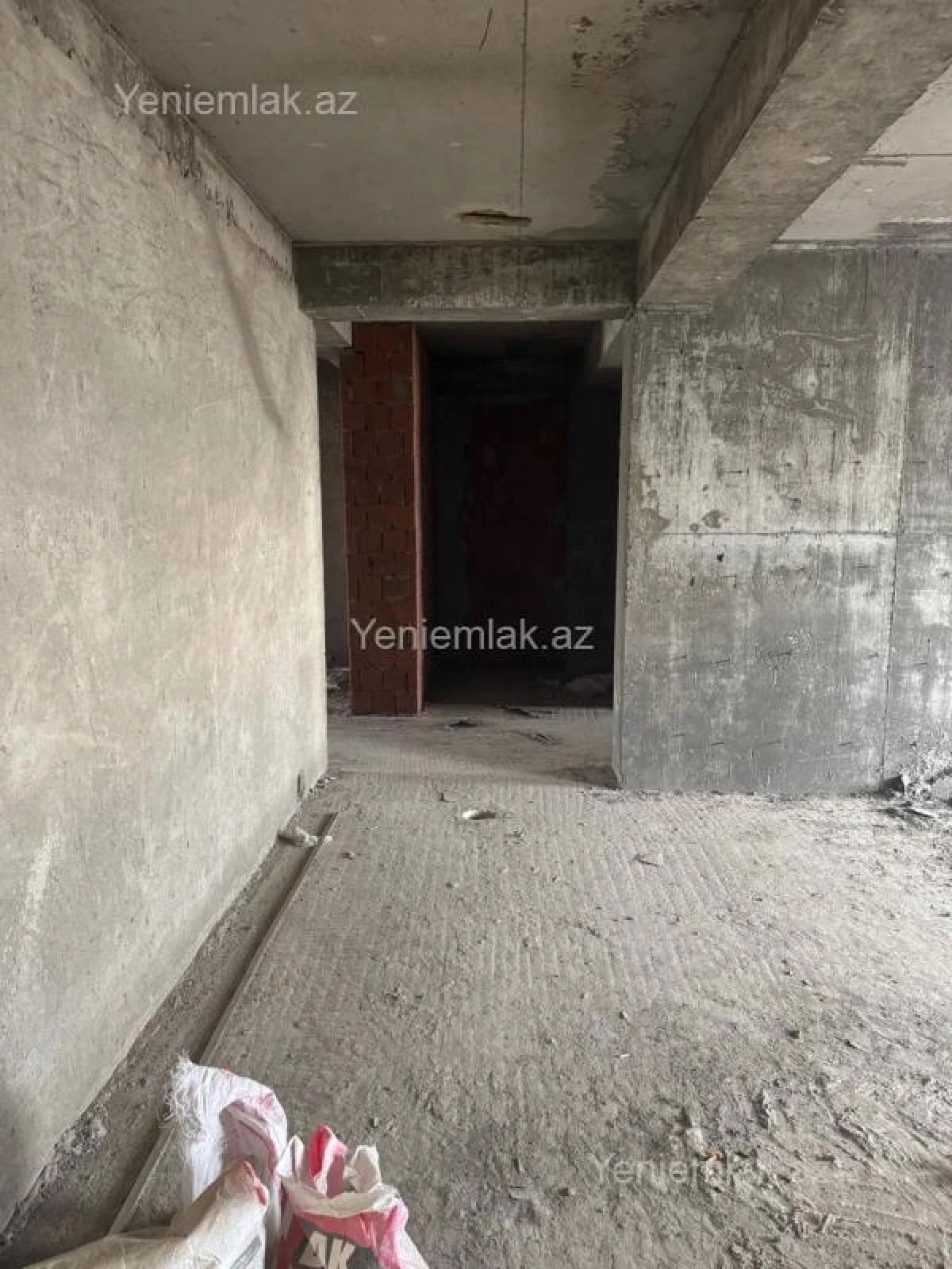 Satılır 3 otaqlı yeni tikili 140.5 m²