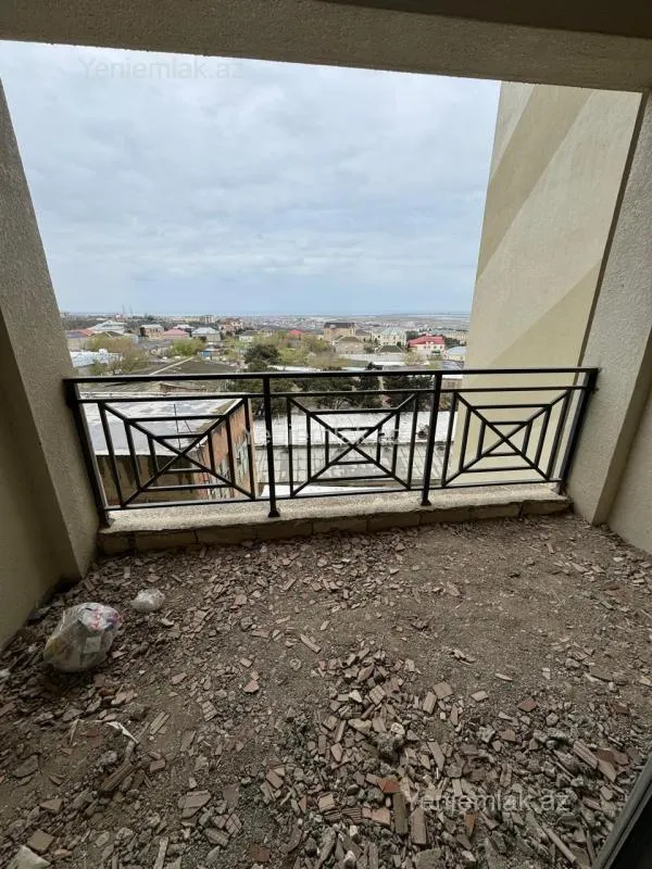Satılır 3 otaqlı yeni tikili 140.5 m²