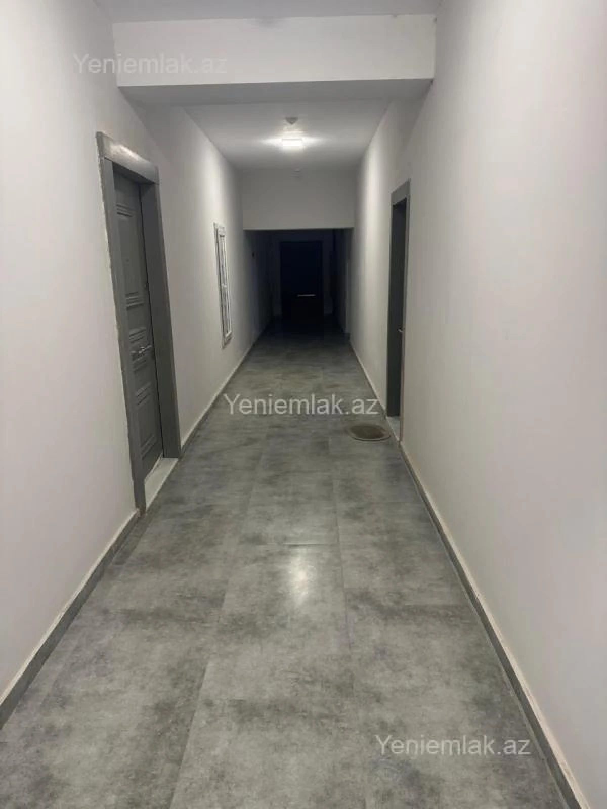 Satılır 3 otaqlı yeni tikili 140.5 m²