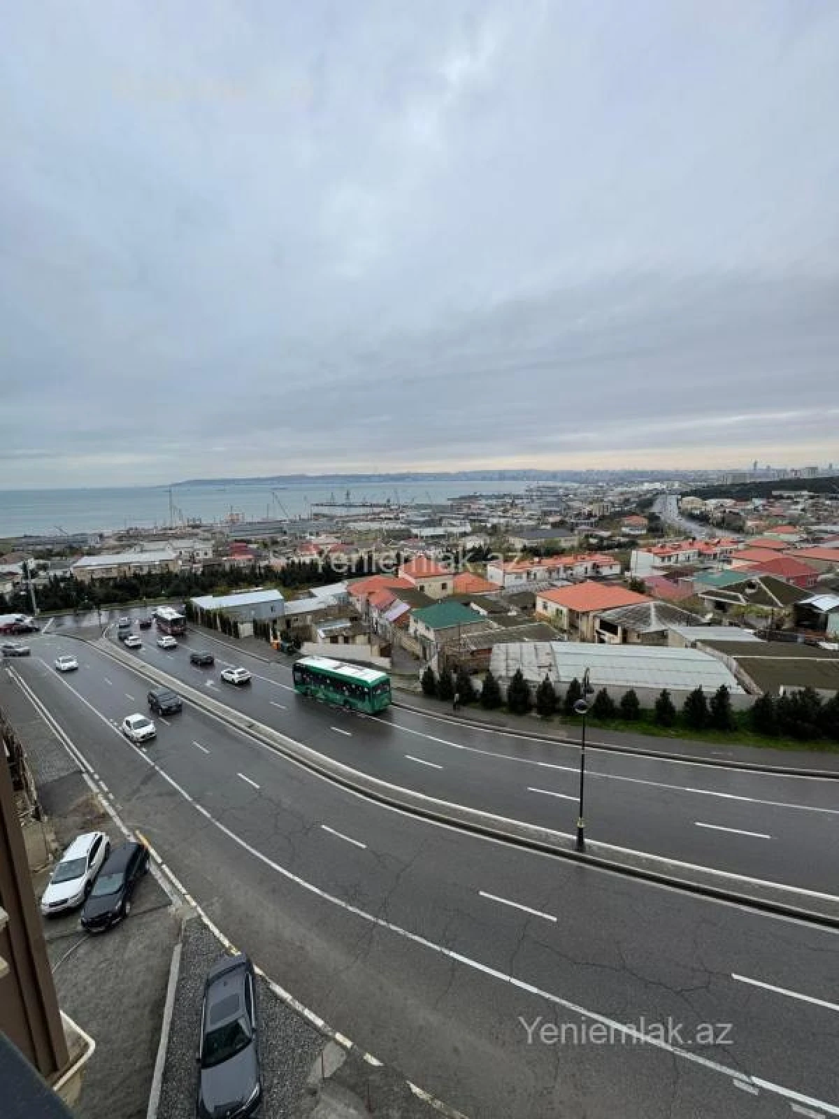Satılır 3 otaqlı yeni tikili 140.5 m²