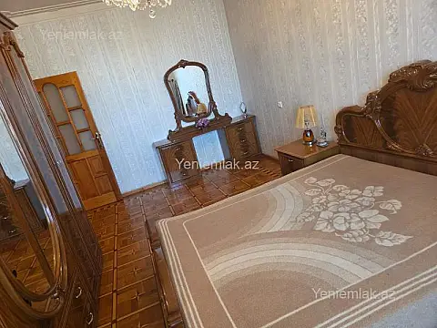 Satılır 4 otaqlı köhnə tikili 100 m² — Bakı, Binəqədi 4 otaq 100.00 m²