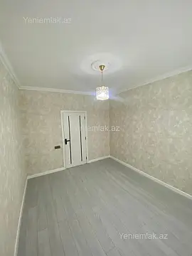 Satılır 2 otaqlı köhnə tikili 65 m²