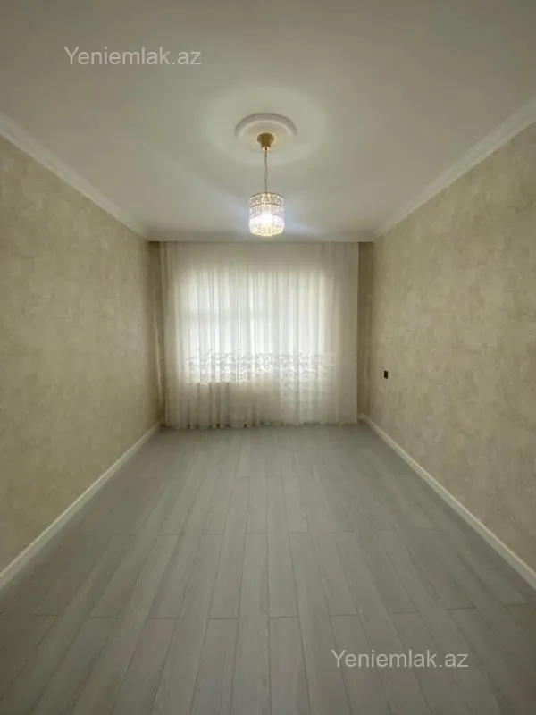 Satılır 2 otaqlı köhnə tikili 65 m²