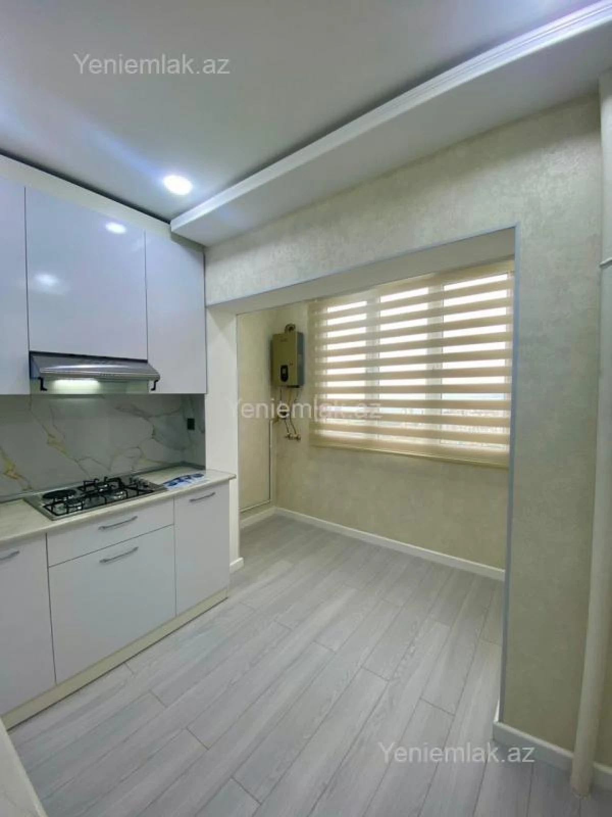 Satılır 2 otaqlı köhnə tikili 65 m²