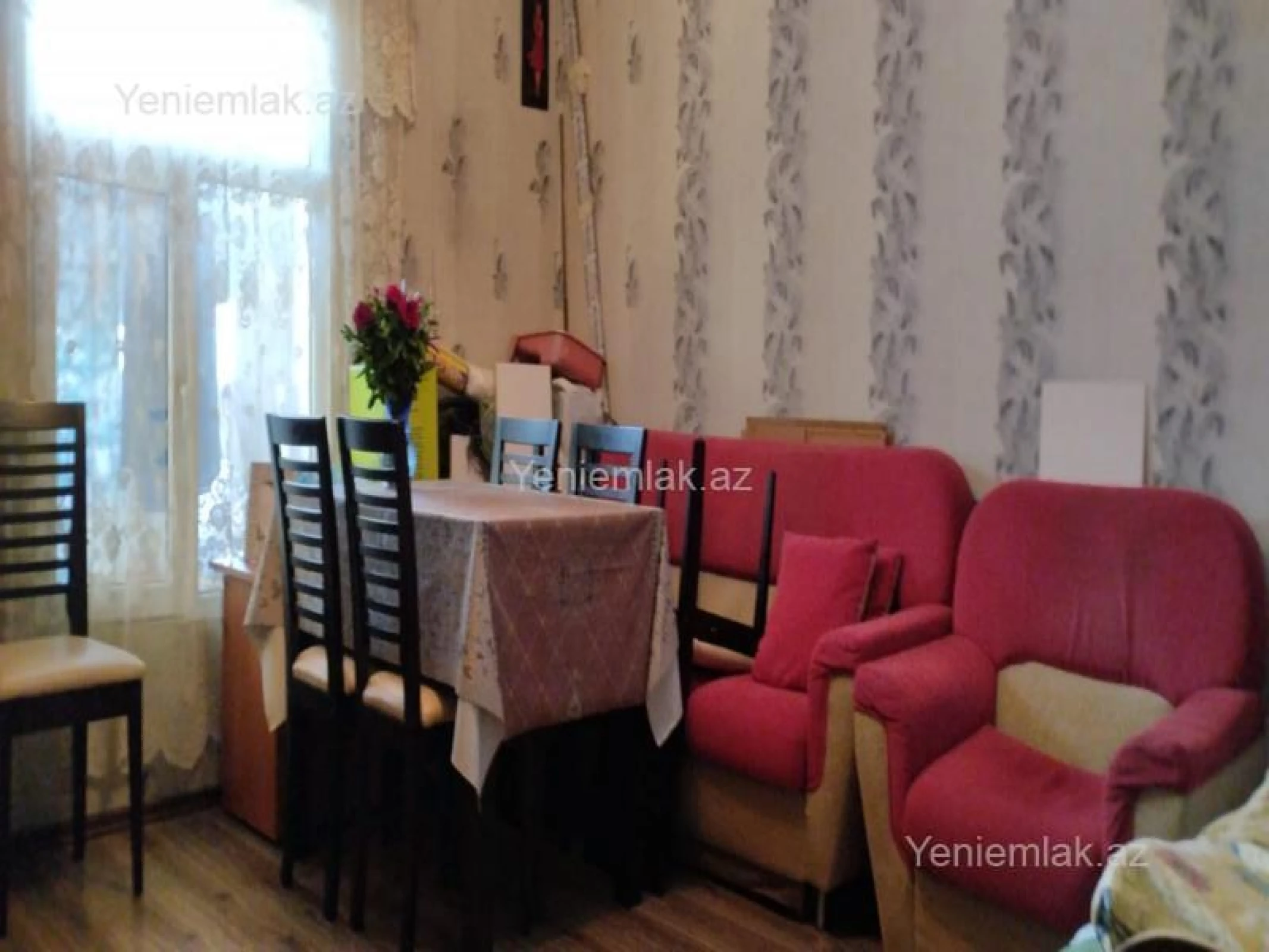 Satılır 4 otaqlı köhnə tikili 75 m²