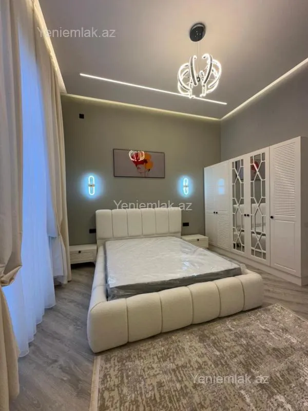 Satılır 4 otaqlı həyət evi 190 m²