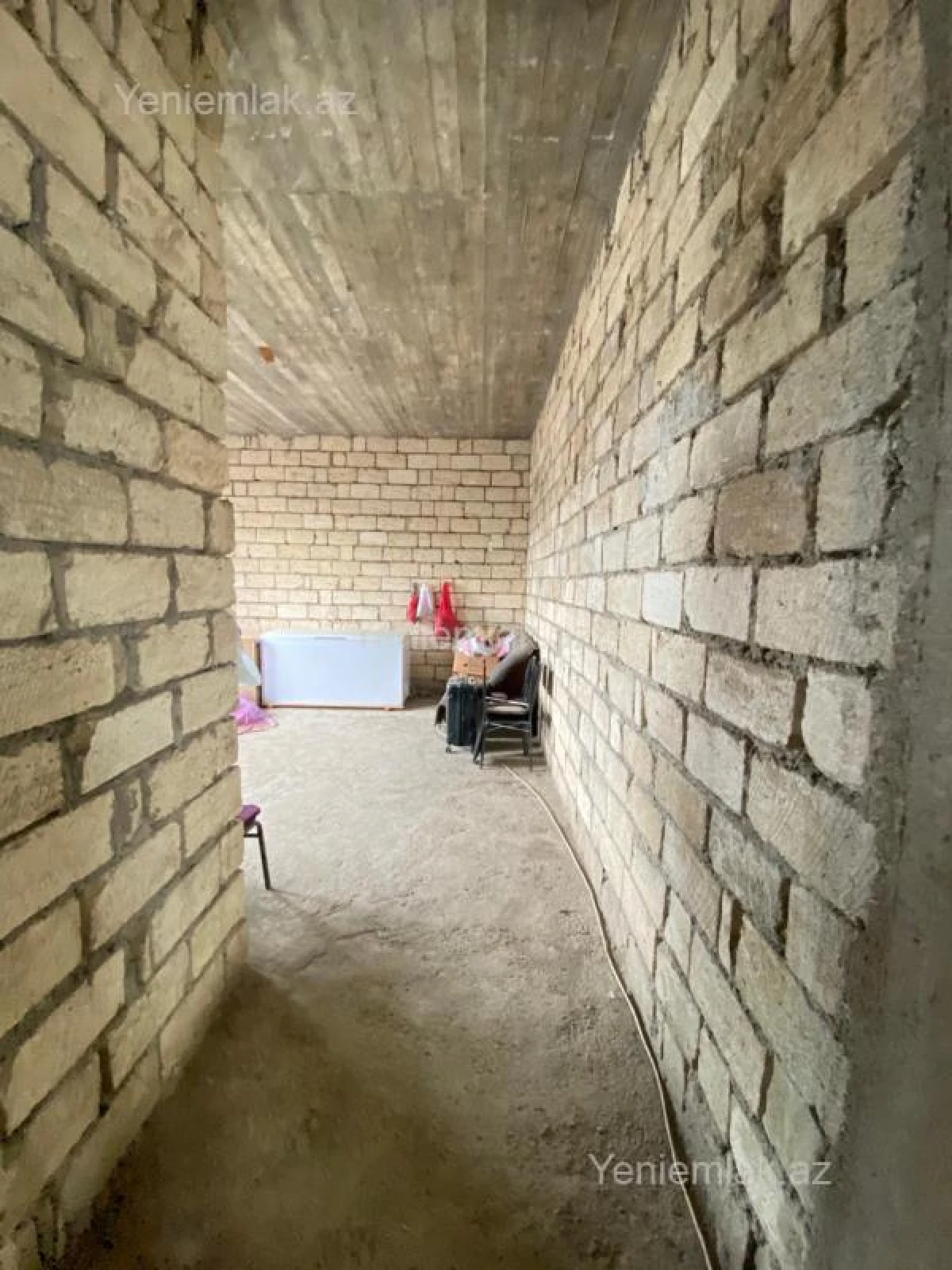 Satılır 7 otaqlı həyət evi 488 m²
