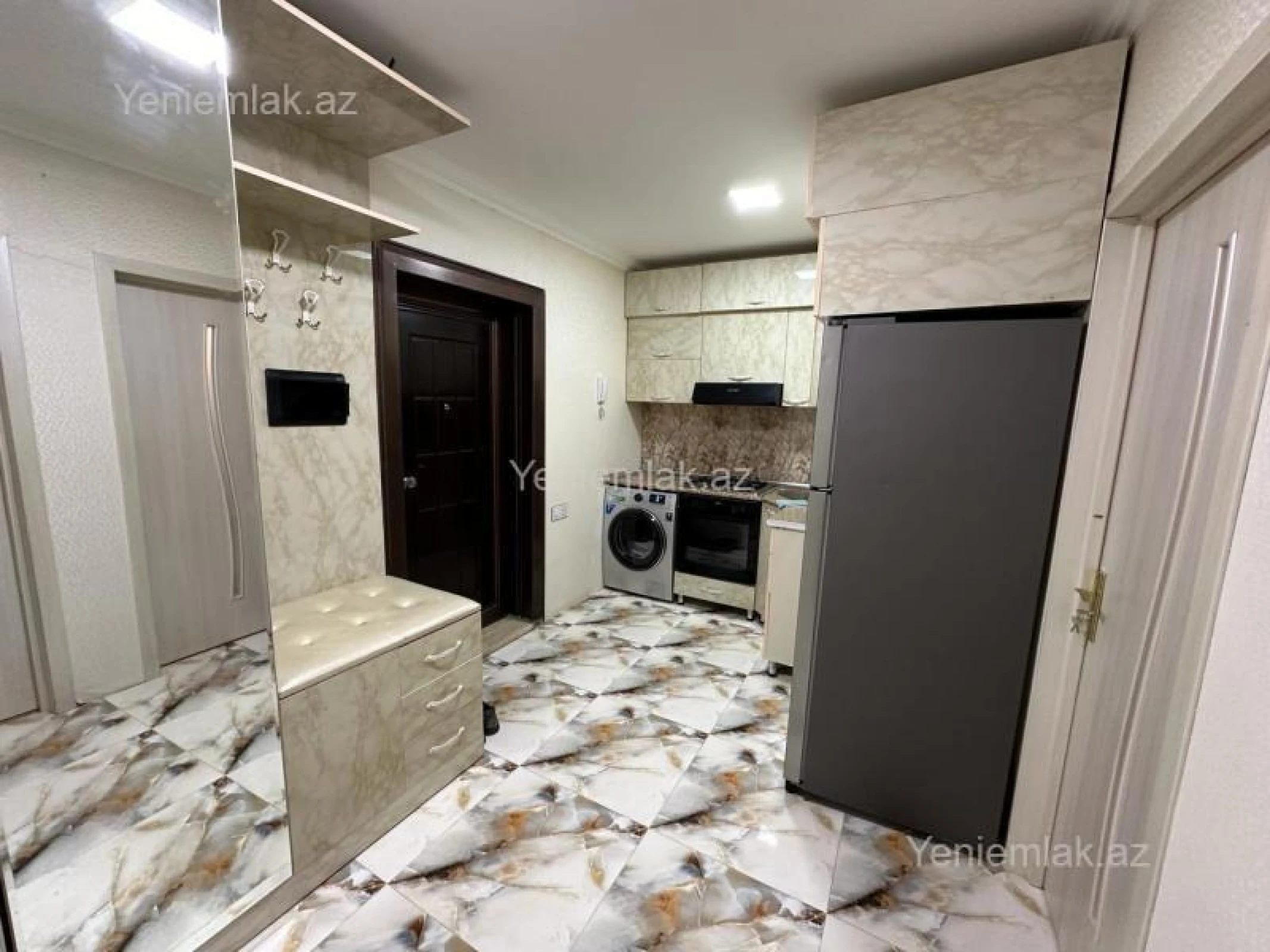 Satılır 2 otaqlı yeni tikili 70 m²