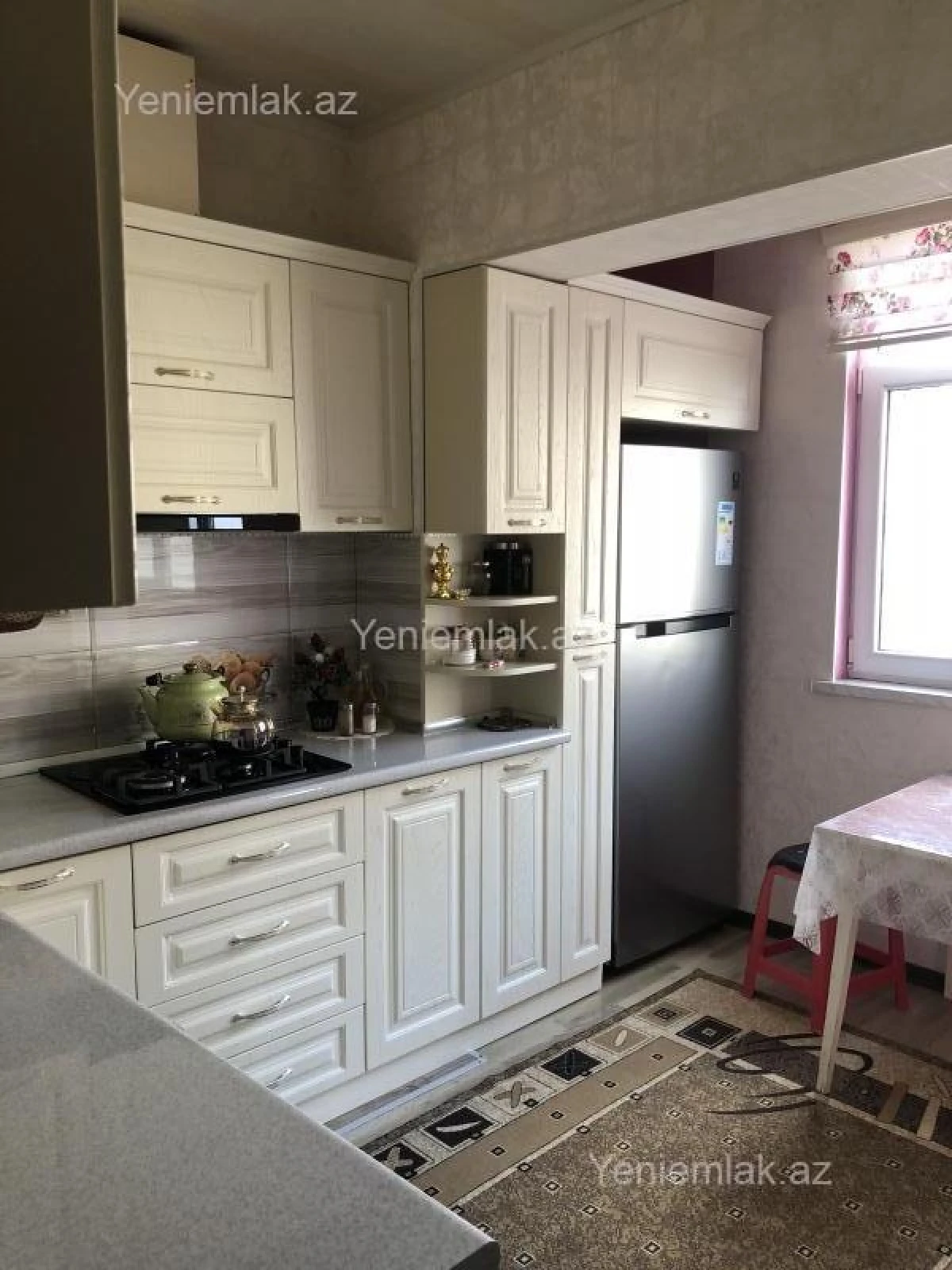 Satılır 4 otaqlı köhnə tikili 100 m²