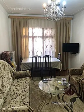 Satılır 4 otaqlı köhnə tikili 100 m² — Bakı, Nizami 4 otaq 100.00 m²