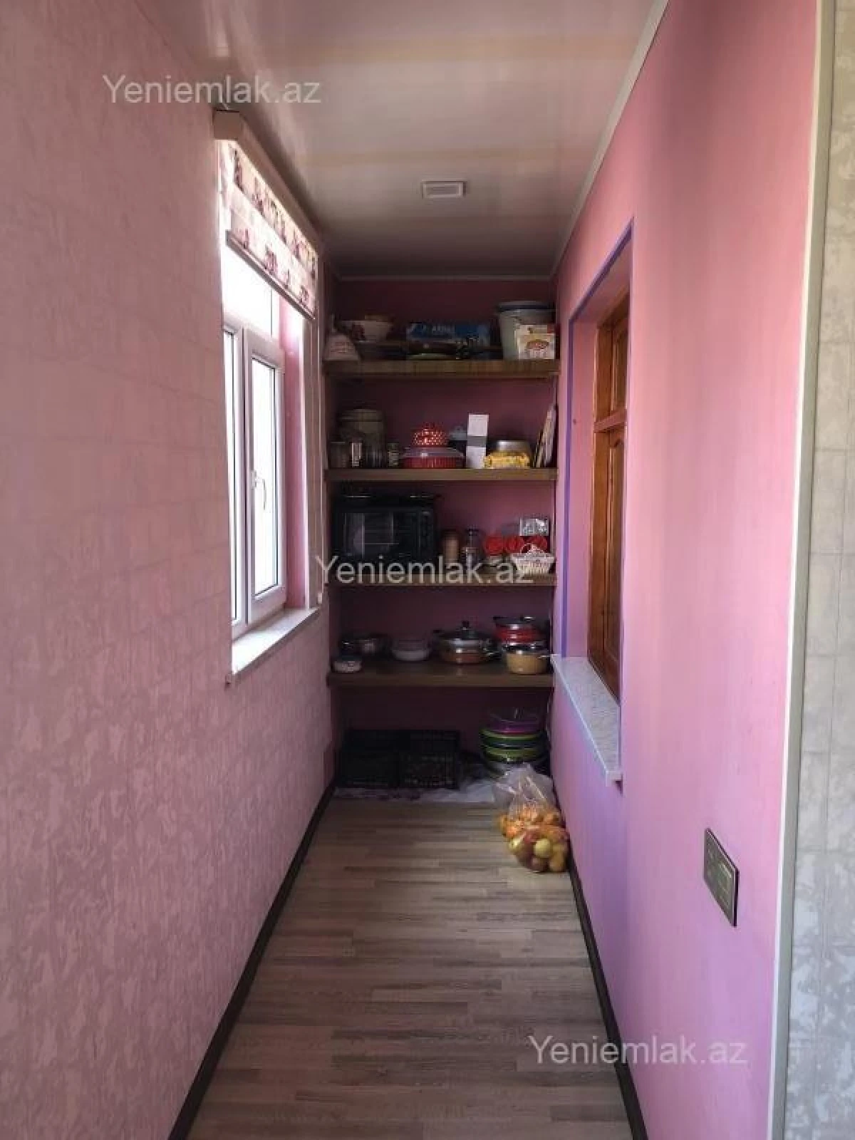 Satılır 4 otaqlı köhnə tikili 100 m²