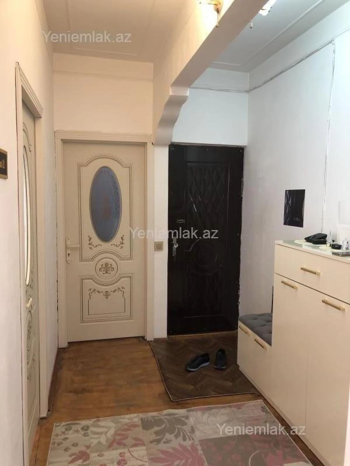 Satılır 4 otaqlı köhnə tikili 100 m²