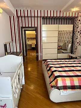 Satılır 4 otaqlı yeni tikili 130 m²