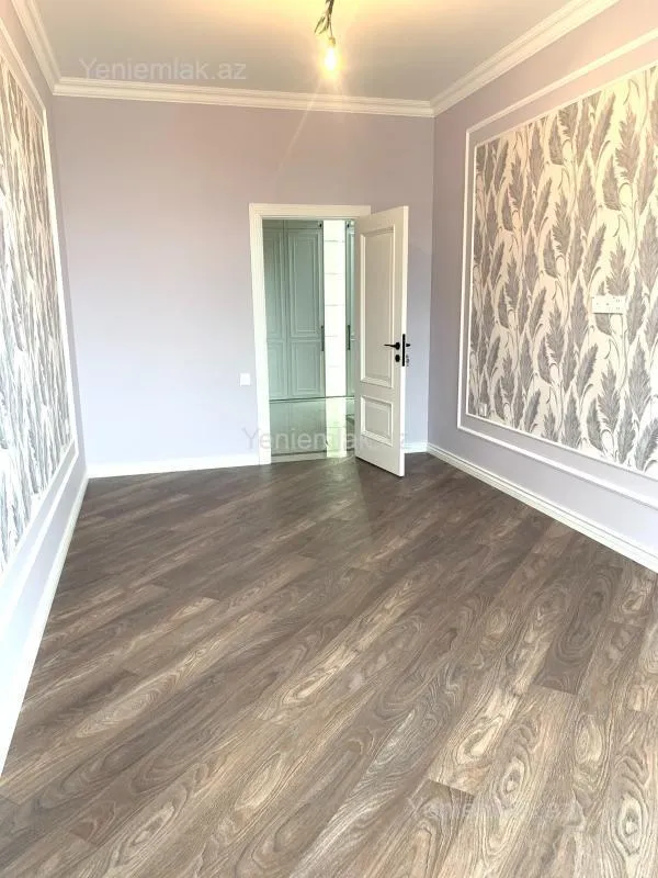 Satılır 4 otaqlı yeni tikili 120 m²