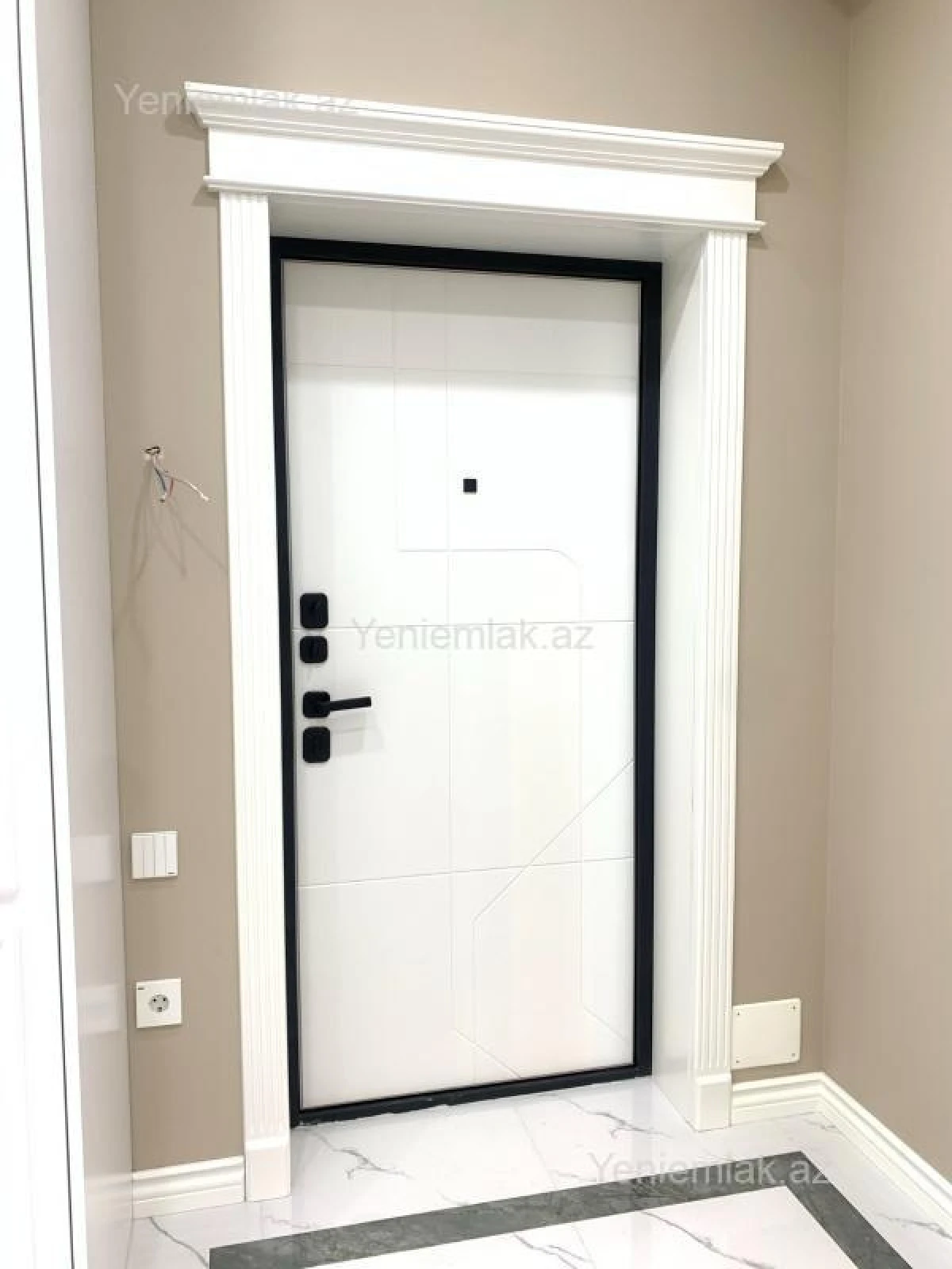 Satılır 4 otaqlı yeni tikili 120 m²