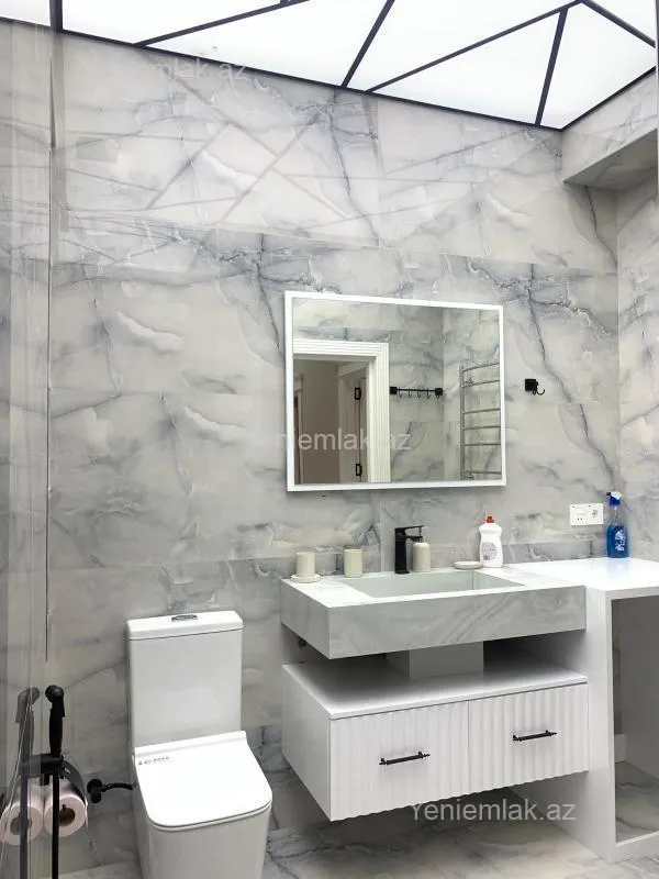 Satılır 4 otaqlı yeni tikili 120 m²