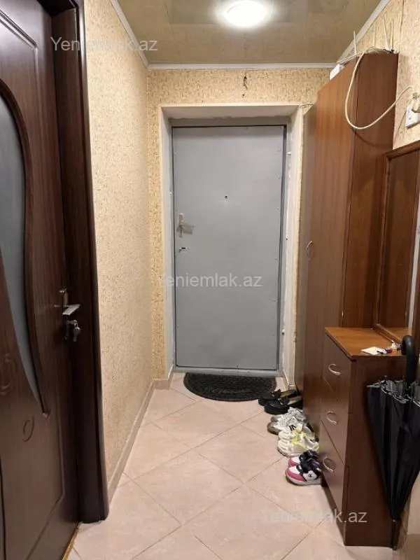 Satılır 3 otaqlı köhnə tikili 80 m²