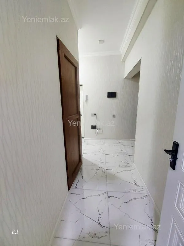 Satılır 2 otaqlı yeni tikili 76 m²