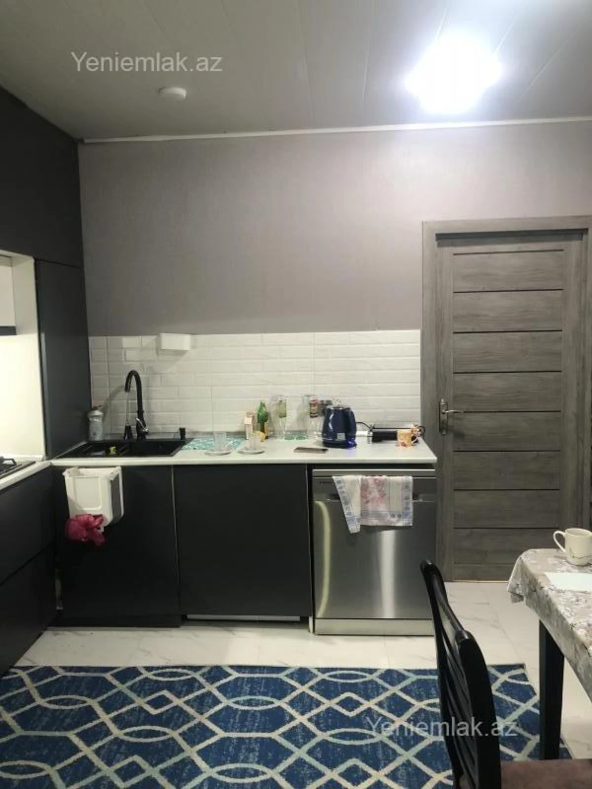 Satılır 3 otaqlı köhnə tikili 80 m²