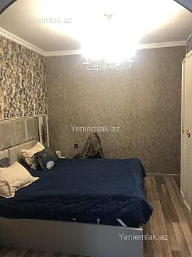 Satılır 3 otaqlı köhnə tikili 80 m²
