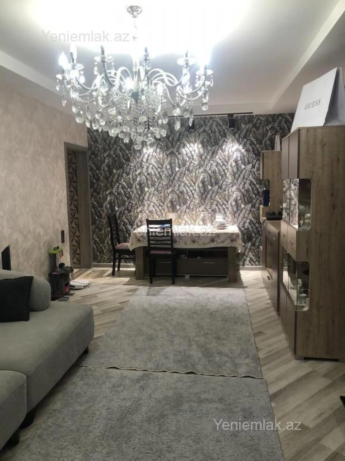 Satılır 3 otaqlı köhnə tikili 80 m²