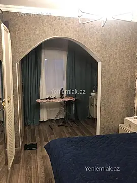 Satılır 3 otaqlı köhnə tikili 80 m²