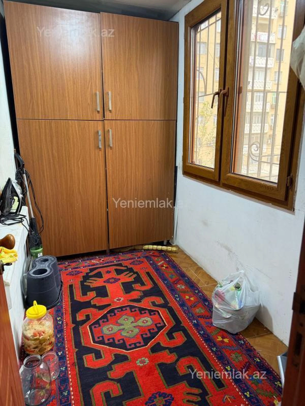 Satılır 3 otaqlı köhnə tikili 80 m²