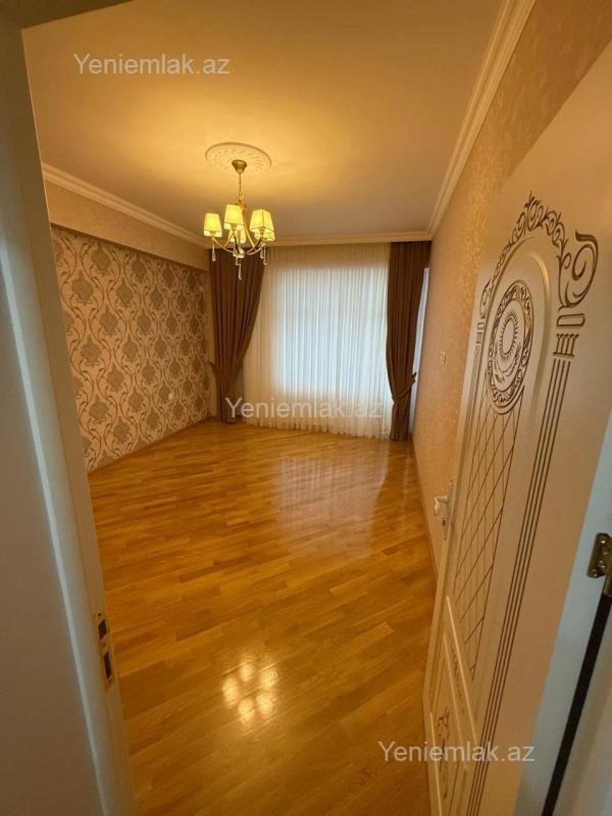 Satılır 3 otaqlı yeni tikili 137 m²