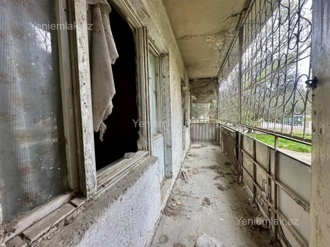 Satılır 2 otaqlı köhnə tikili 50 m²