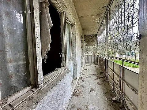 Satılır 2 otaqlı köhnə tikili 50 m²