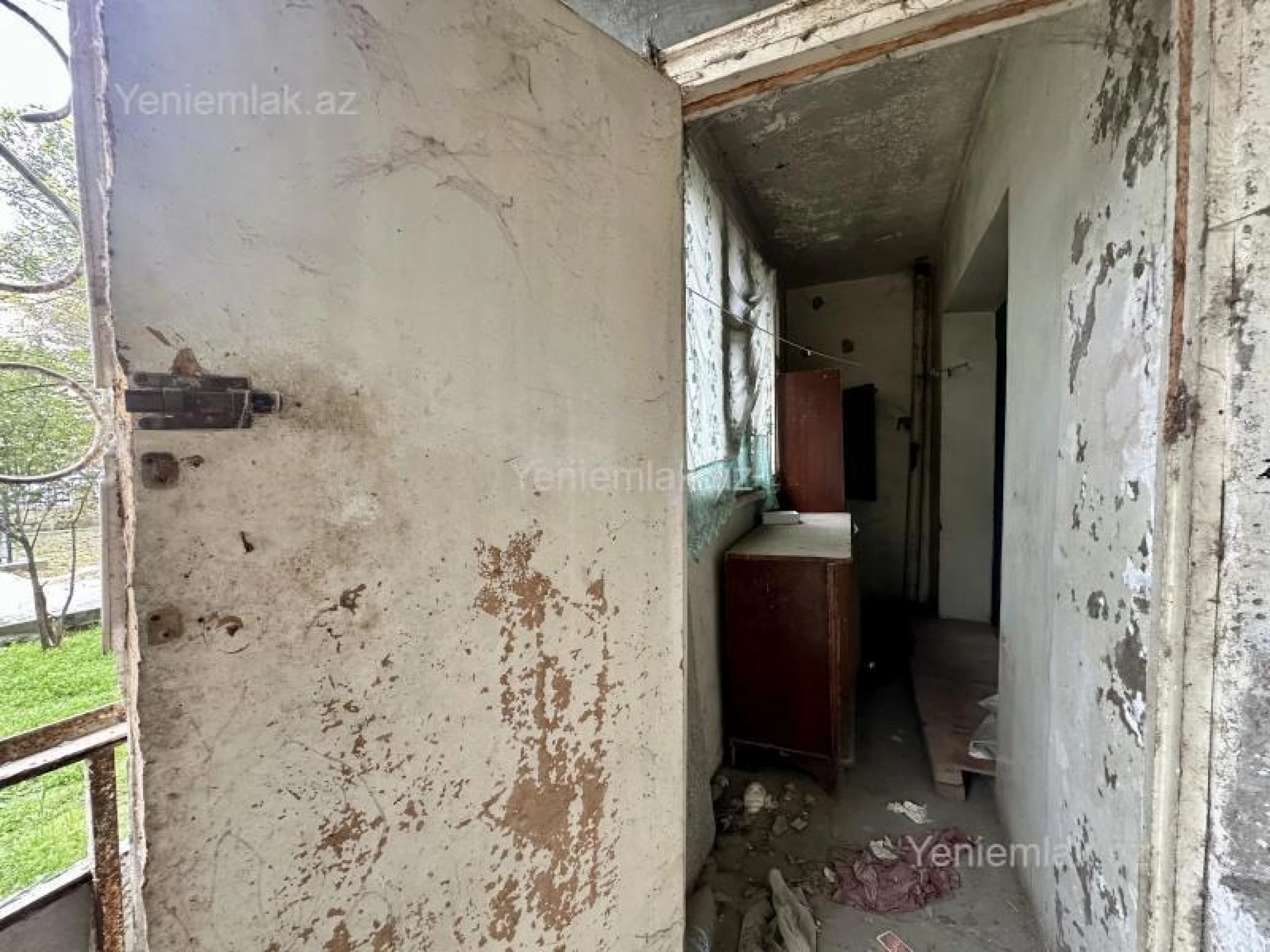 Satılır 2 otaqlı köhnə tikili 50 m²