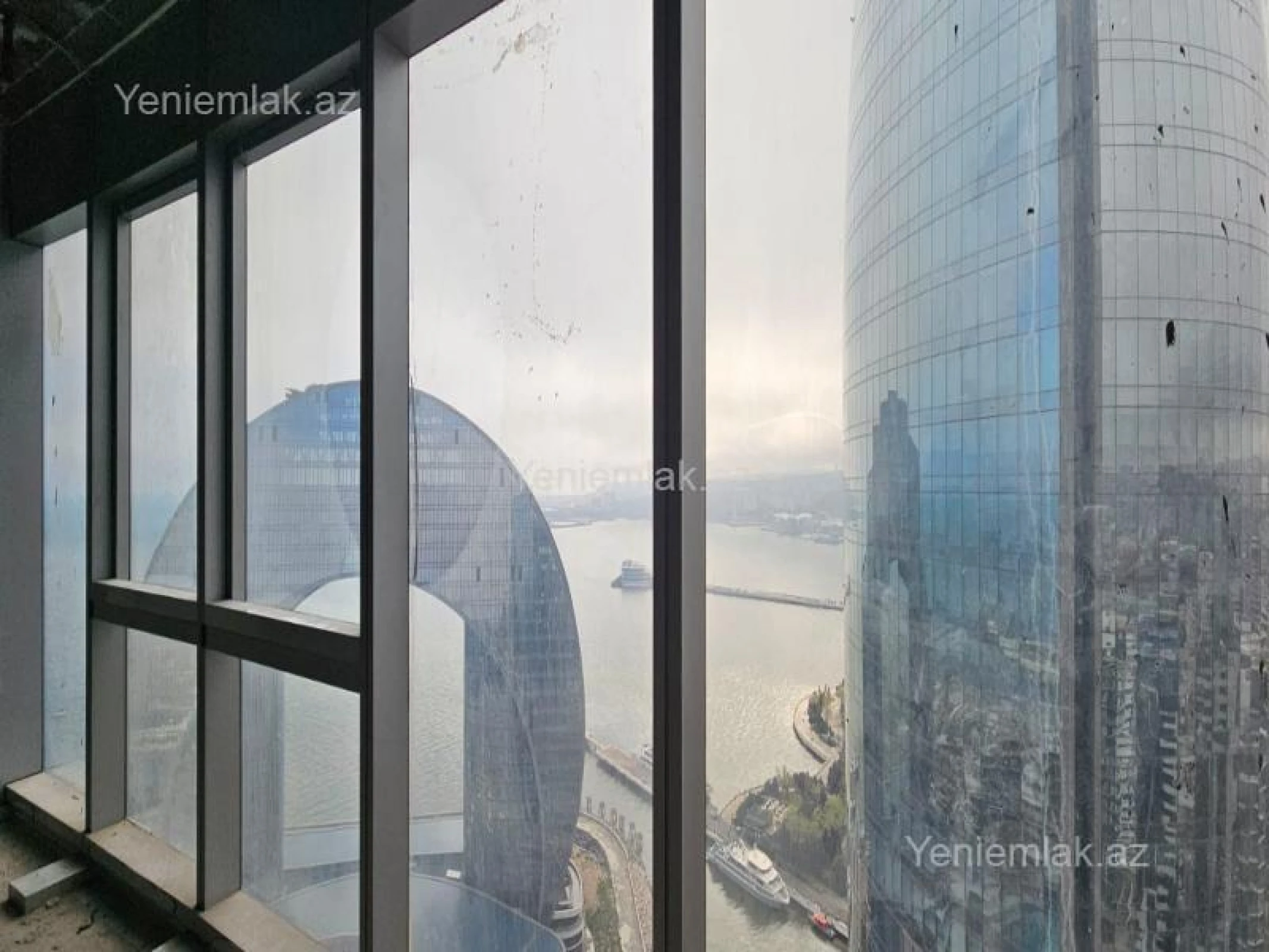 Satılır 2 otaqlı yeni tikili 89 m²