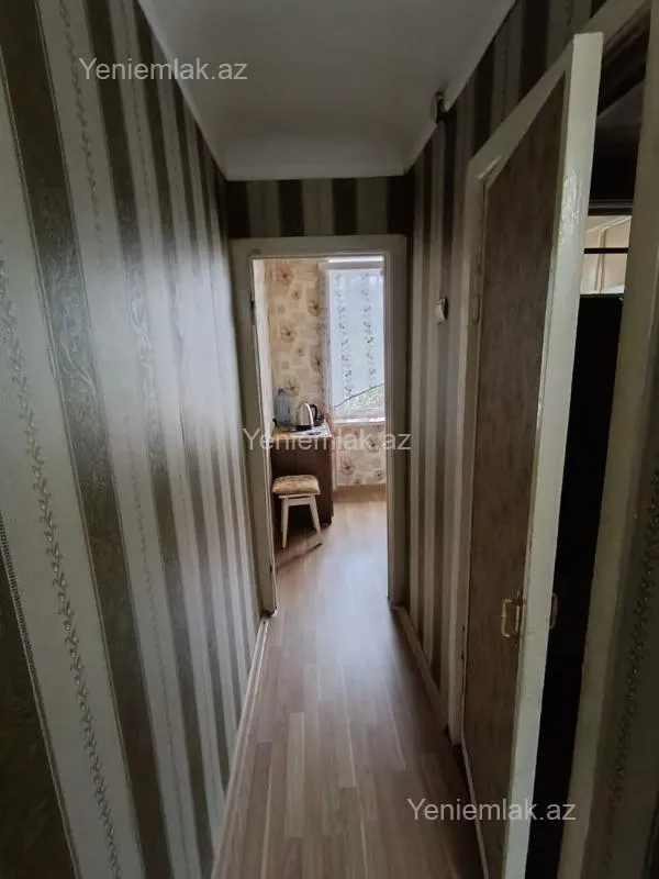 Satılır 3 otaqlı köhnə tikili 70 m²