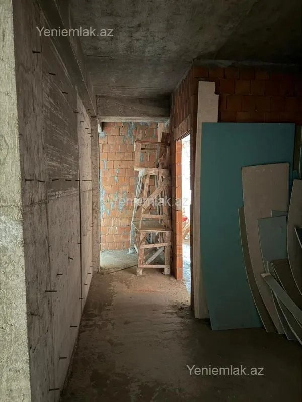 Satılır 3 otaqlı yeni tikili 155 m²