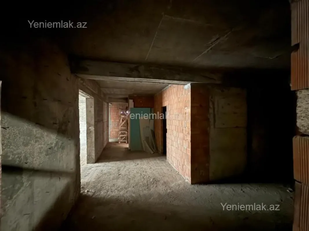 Satılır 3 otaqlı yeni tikili 155 m²