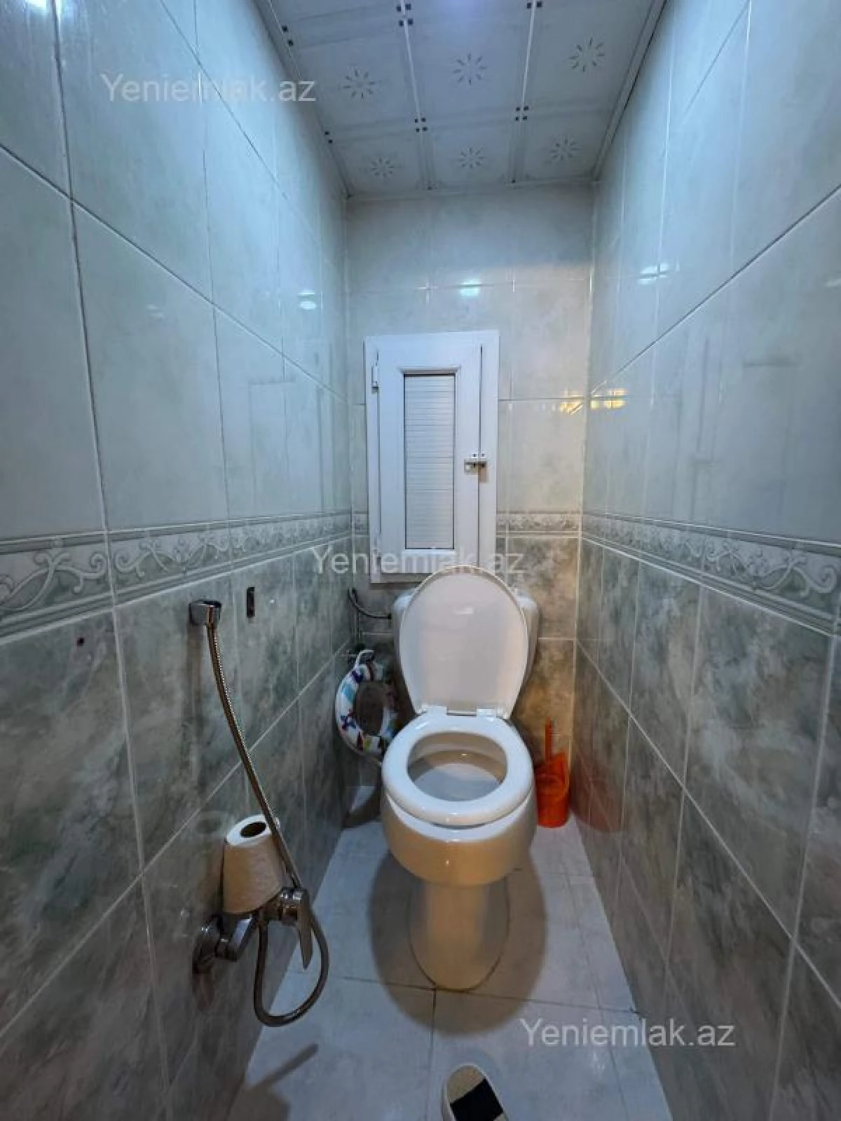 Satılır 4 otaqlı köhnə tikili 80 m²