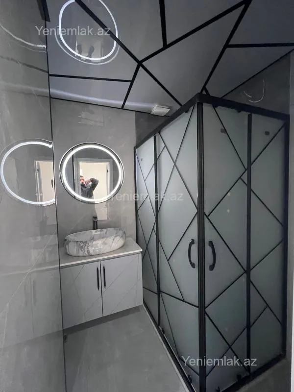 Satılır 4 otaqlı köhnə tikili 105 m²