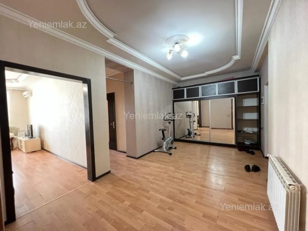 Satılır 2 otaqlı yeni tikili 84 m²