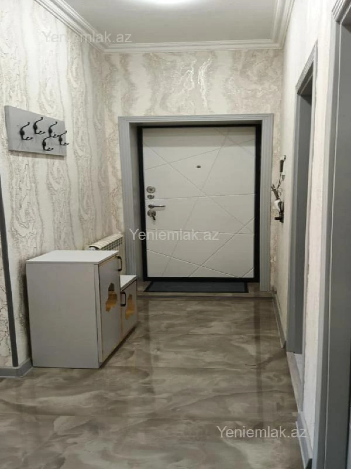 Satılır 3 otaqlı yeni tikili 75 m²