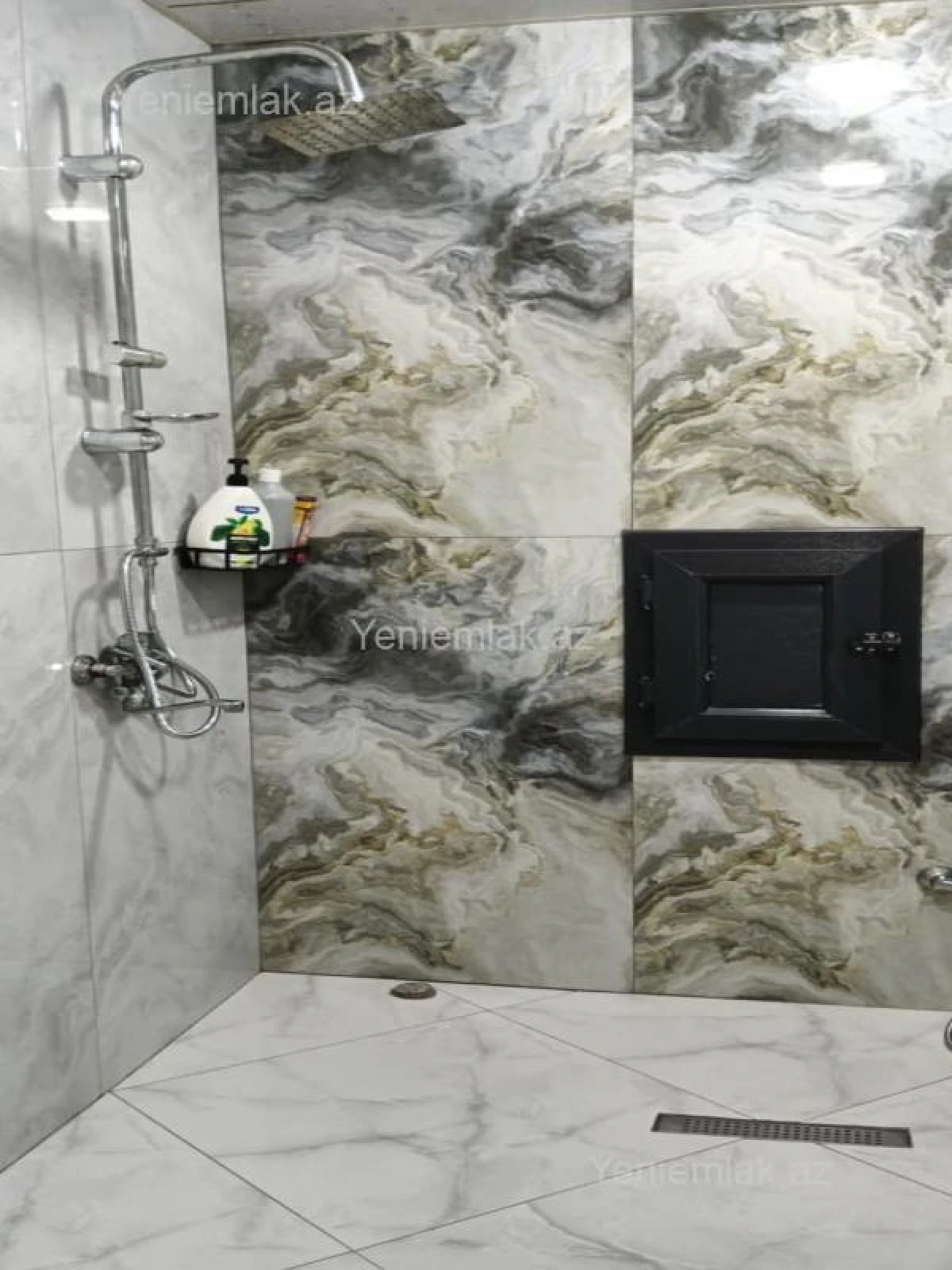 Satılır 3 otaqlı yeni tikili 75 m²