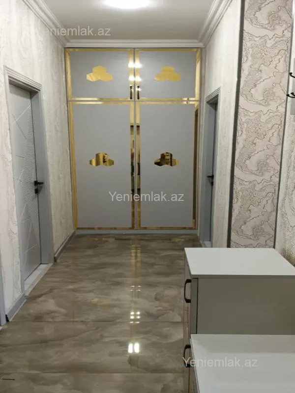 Satılır 3 otaqlı yeni tikili 75 m²
