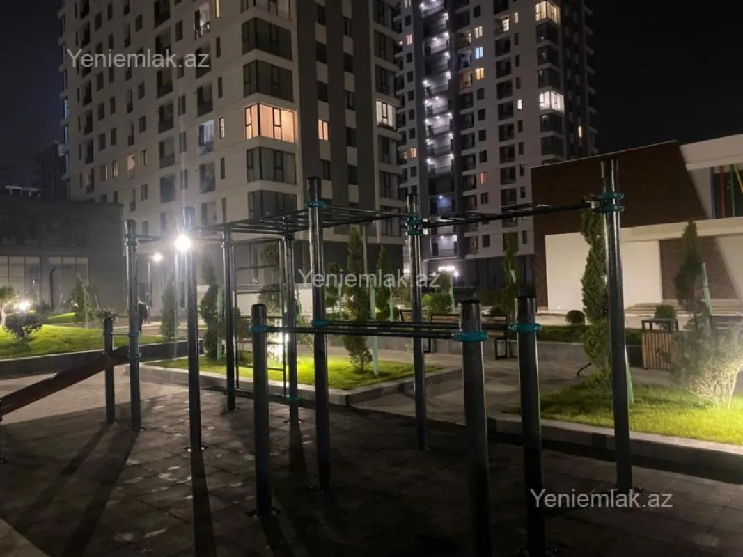 Satılır 4 otaqlı yeni tikili 155 m²