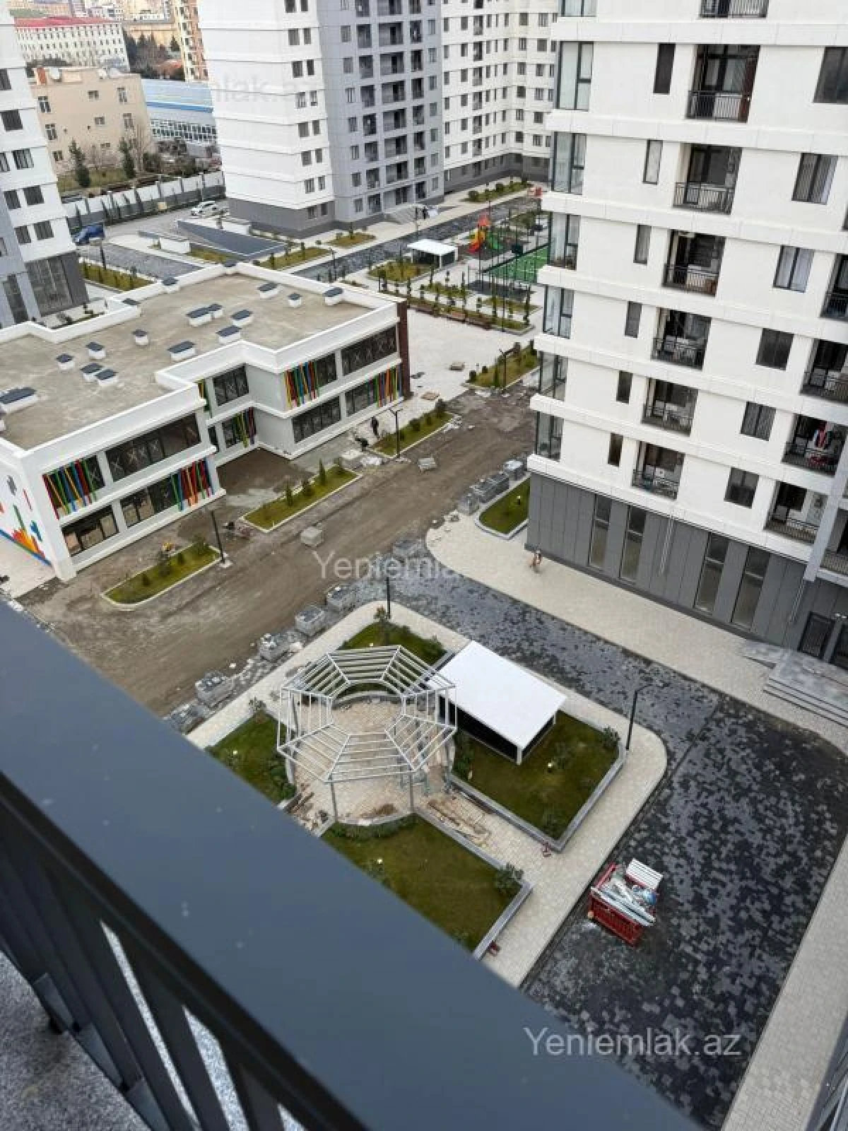 Satılır 4 otaqlı yeni tikili 155 m²