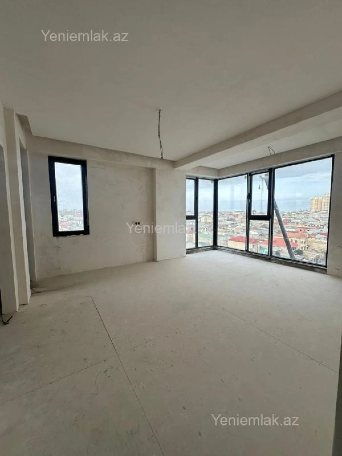 Satılır 4 otaqlı yeni tikili 155 m²