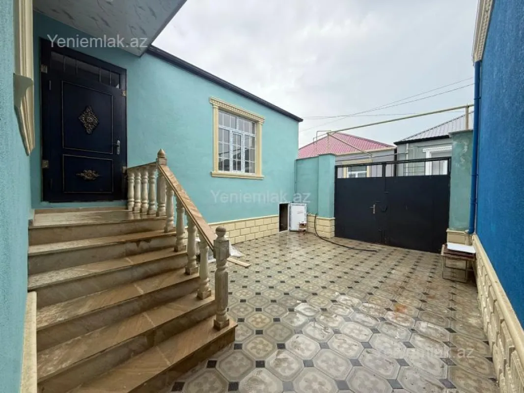 Satılır 4 otaqlı həyət evi 110 m²