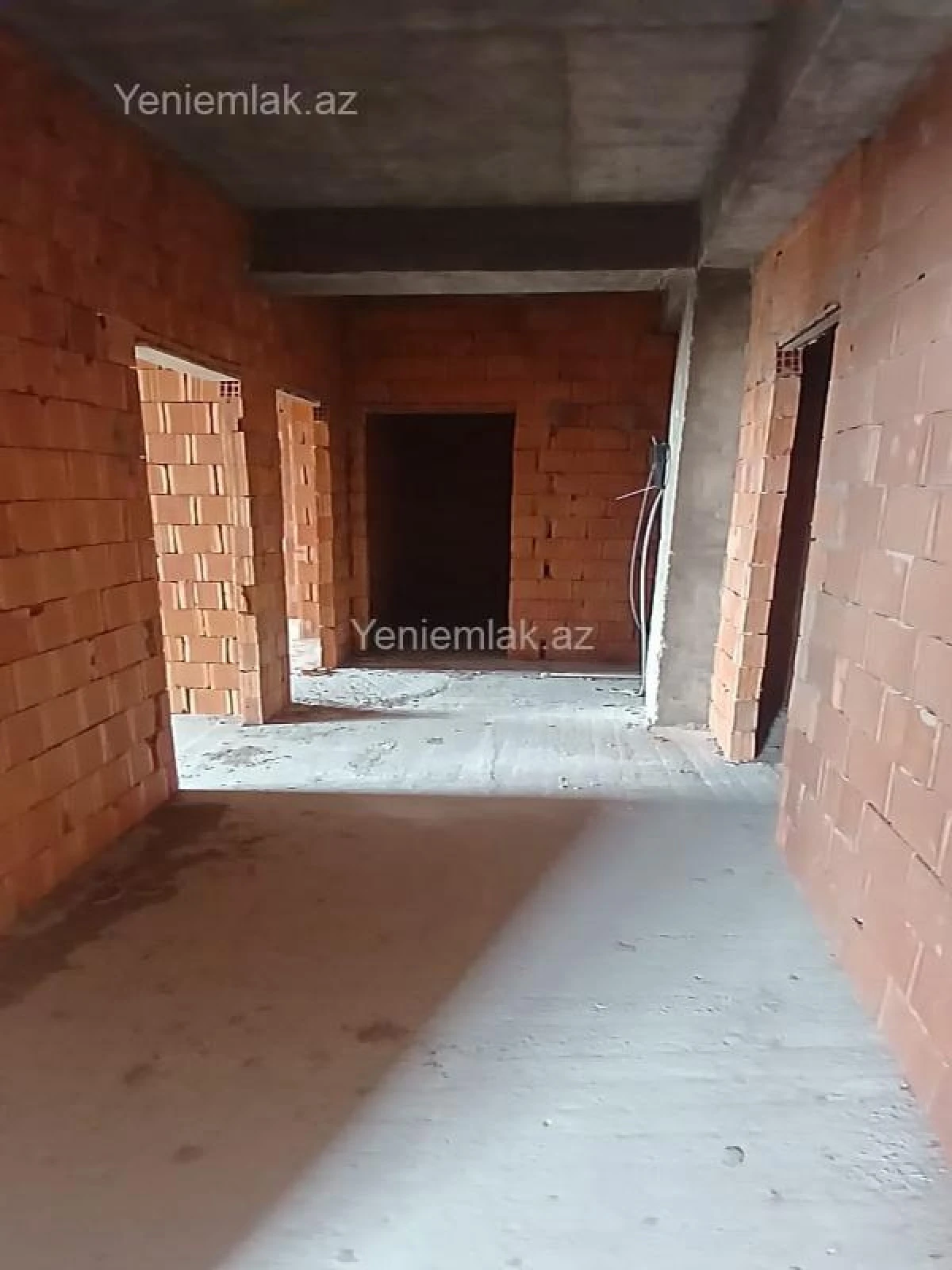 Satılır 2 otaqlı yeni tikili 87.4 m²