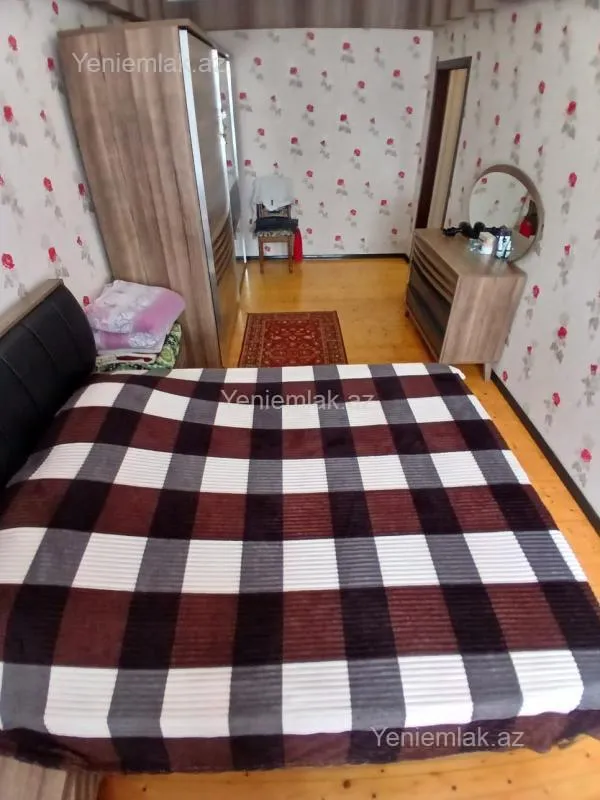 Satılır 2 otaqlı yeni tikili 70 m²