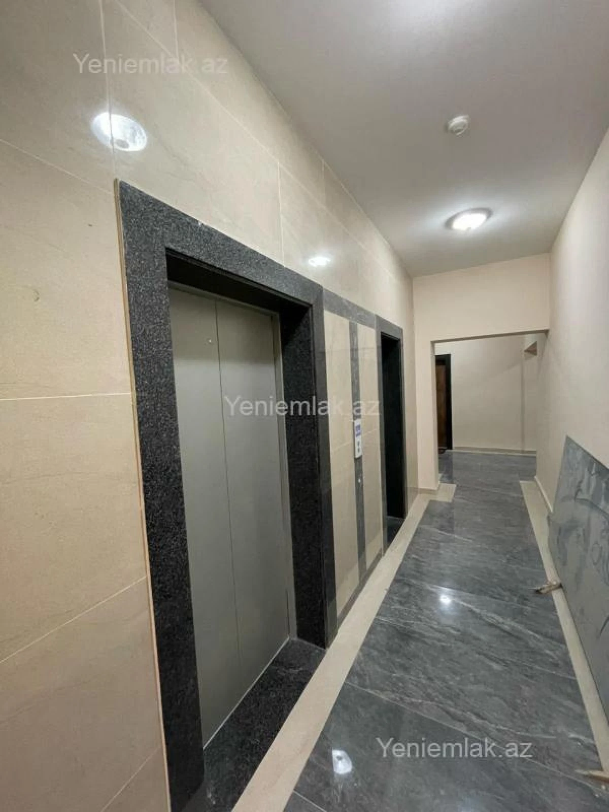 Satılır 3 otaqlı yeni tikili 120 m²