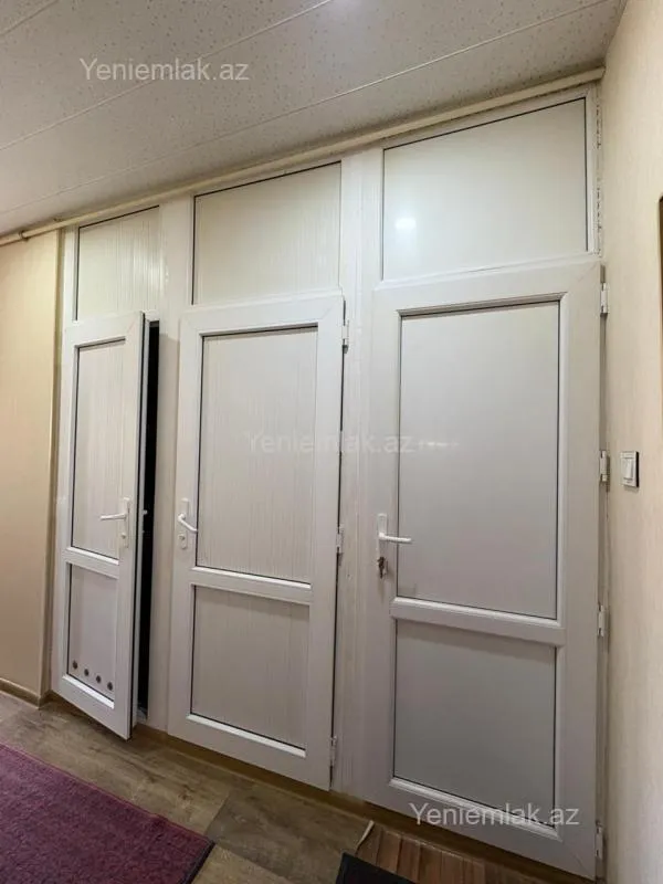 Satılır 2 otaqlı köhnə tikili 60 m²