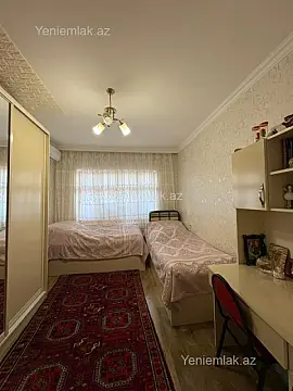 Satılır 2 otaqlı köhnə tikili 60 m²